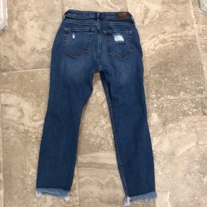 Hollister Women’s Curvy High Rise‎ Mom Jean Vintage Stretch size 1S